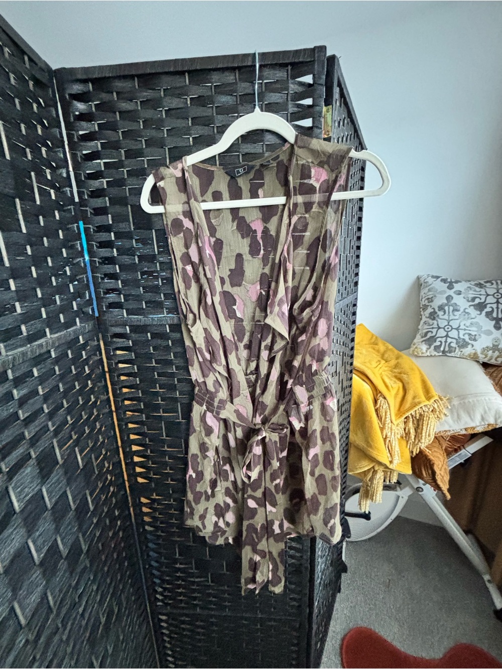 G by Giuliana Olive & Pink Camo Tie-Waist Vest